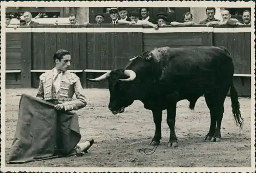 Ansichtskarte  Stierkampf, Torero Miquel Baez "Litri", un adorno 1955