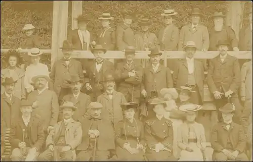 Foto Bad Reichenhall Gruppenaufnahme in der Stadt 1903 Privatfoto