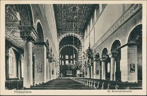 Hildesheim St. Michaeliskirche, Innenansicht, Blick zum Altar 1910