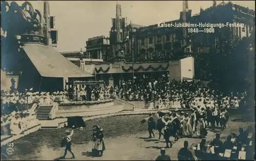 Ansichtskarte Wien Straße, Tribüne - Kaiser Huldigungsfestzug 1908