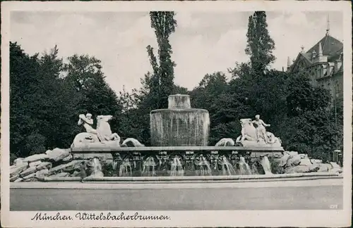 München Lenbachplatz mit Wittelsbacherbrunnen, Wasserspiele 1930