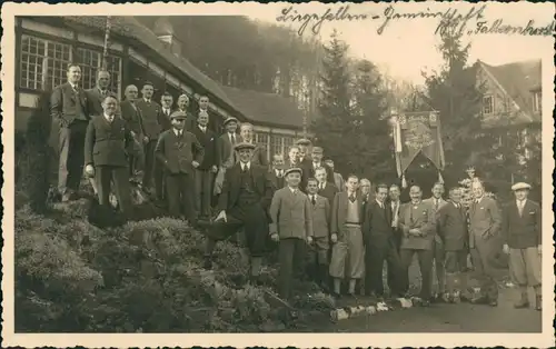 Hohenstein-Ernstthal Liegenhallen Gemeinschaft Falkenhorst NS Banner Gruppenbild 1940 Privatfoto