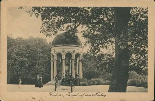 Wiesbaden Tempel - Neroberg, fein gekleidete Personen, Bauwerk 1910