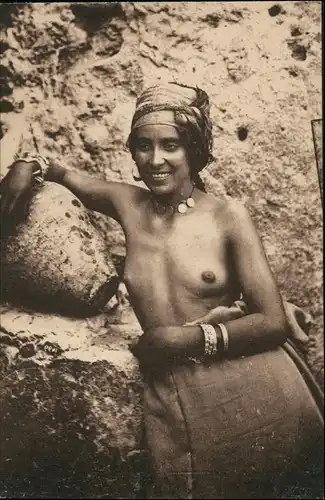 Nordaufrika nackte Frau   Erotik (Nackt - Nude) Erotika Fotokunst 1922
