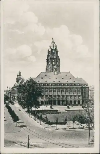 Innere Altstadt-Dresden Strassen Partie am Rathaus, Town-Hall Postcard 1950