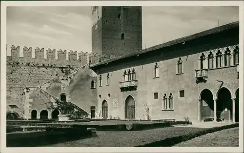 Cartoline Verona Italia Castello Scaligero - Dettaglio del cortile 1930