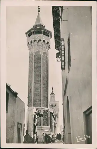 Tunis تونس La rue Sidi Ben Arous. 31. TUNIS. La rue Sidi Ben Arous. 1930