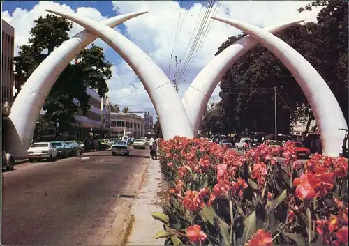 Postcard Mombasa Tusks - Straße 1970