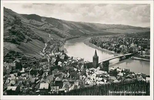 Bernkastel-Kues Berncastel-Cues Panorama des Mosel Dorfes, Brücke Fluss 1940
