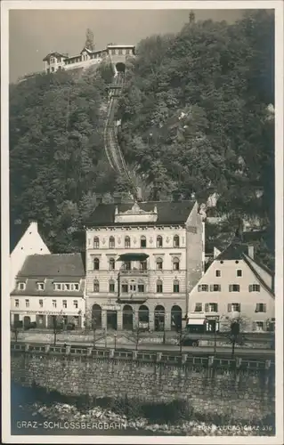 Graz Ufer Partie mit Geschäften und Schlossbergbahn Bergbahn 1940