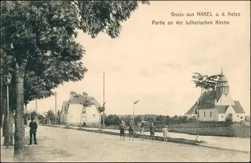 Nakel a. d. Netze Nakło nad Notecią Straßnpartie an der Kirche 1918