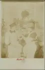 Frau mit Soldatenmütze beim Weintreinken gel. Hamm Westfalen 1909 Privatfoto