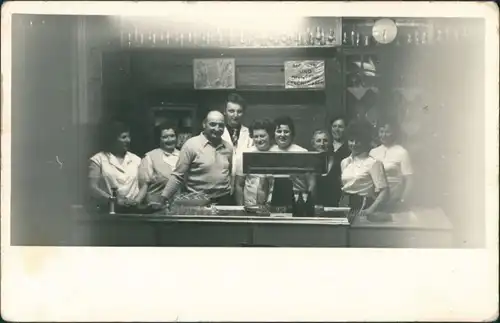 Gruppenfoto, Wirt, Ausschank, Kneipen-Foto, Personen Gruppe 1950 Privatfoto