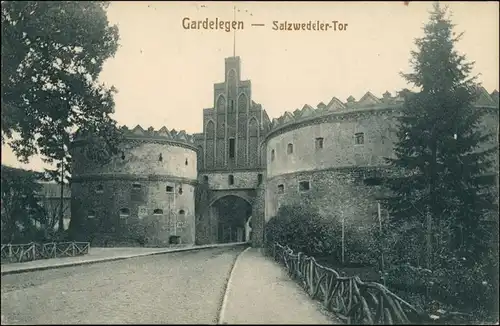 Ansichtskarte Gardelegen Salzwedelertor Straßenpartie 1934