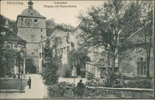Heidelberg Heidelberger Schloss Eingang mit Ruprechtsbau, Turm mit Uhr 1910