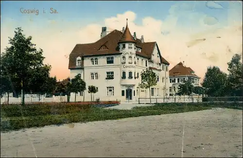 Ansichtskarte Coswig (Sachsen) Cafe und Conditorei - Straßenpartie 1913