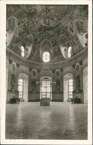 Frain an der Thaya Vranov nad Dyjí Zámek, síň předků, Schloss Innenansicht 1950