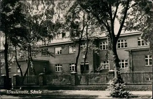 Ansichtskarte Wusterwitz Partie an der Schule 1960