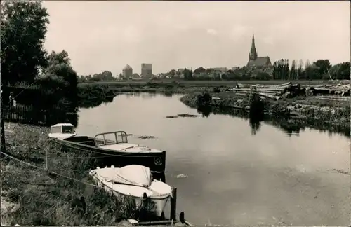 Ansichtskarte Demmin Panorama-Ansicht kleine Motorboote am Fluss Ufer 1959
