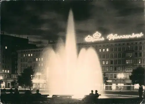 Altstadt-Magdeburg Wilhelm-Pieck-Allee Wasserspiele Nacht  DDR Postkarte 1965