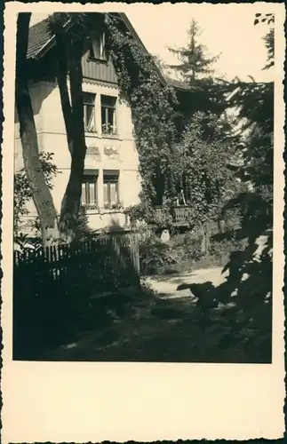 Jonsdorf Echtfoto-AK mit  Wohnhaus, Photo von Junge Jonsdorf 1940 Privatfoto