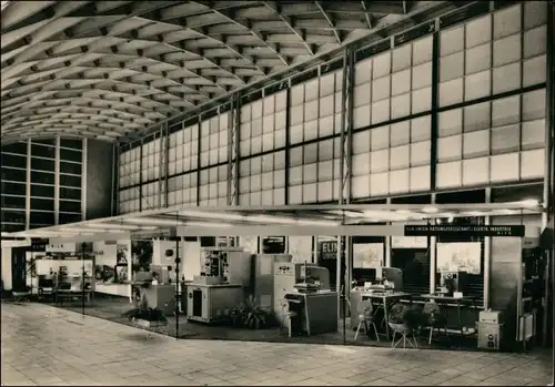 Postcard Brünn Brno östereichische Ausstellung - Halle Innen 1962