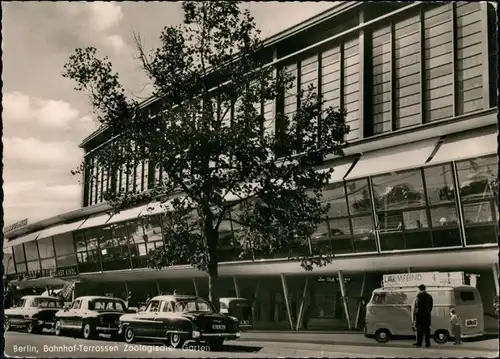 Ansichtskarte Charlottenburg-Berlin Bahnhof Zoo Bahnhof Terrassen Autos 1958