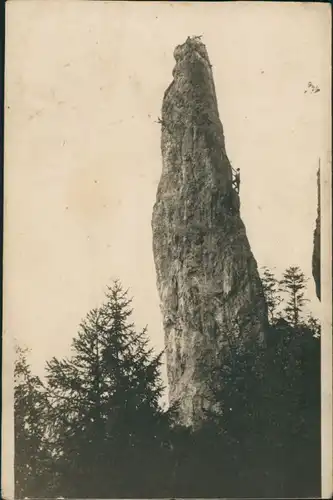 Kletterer am Felsen (vermutlich Sächsische Schweiz) 1922 Privatfoto