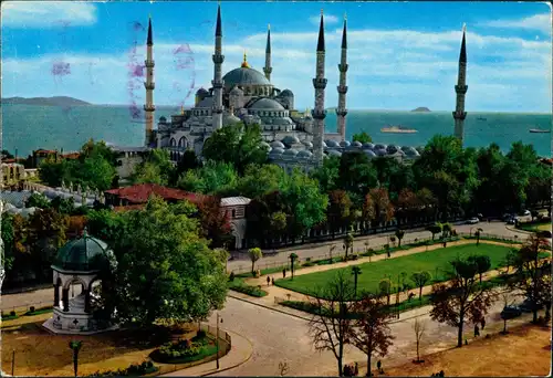 Istanbul Konstantinopel | Constantinople Sultan Ahmet Camiin Brunnen 1980