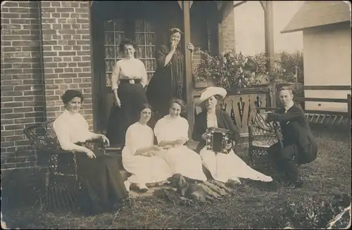 Westerland-Gemeinde Sylt Villa - Frauen - Akkordeon 1914 Privatfoto
