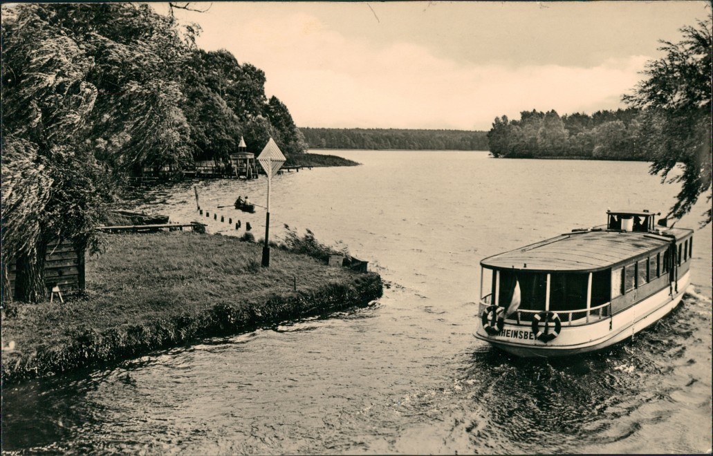 Zechlinerhutte Mark Rheinsberg Schlabornsee Motorboot Rheinsberg