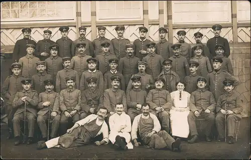 Ansichtskarte Blankenburg (Harz) Soldaten vor dem Erholungsheim 1917