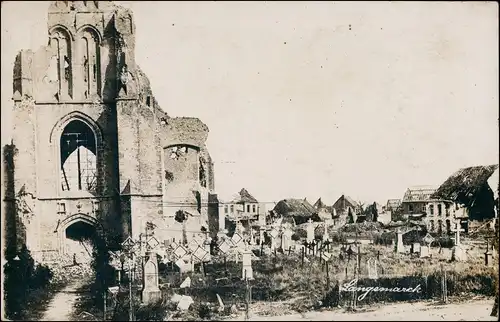 Langemarck Langemark zerstörte Stadt - Kirche, Häuser 1916 Privatfoto