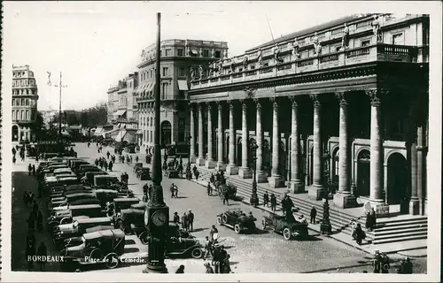 CPA Bordeaux Place de la Comedie - Autos 1932