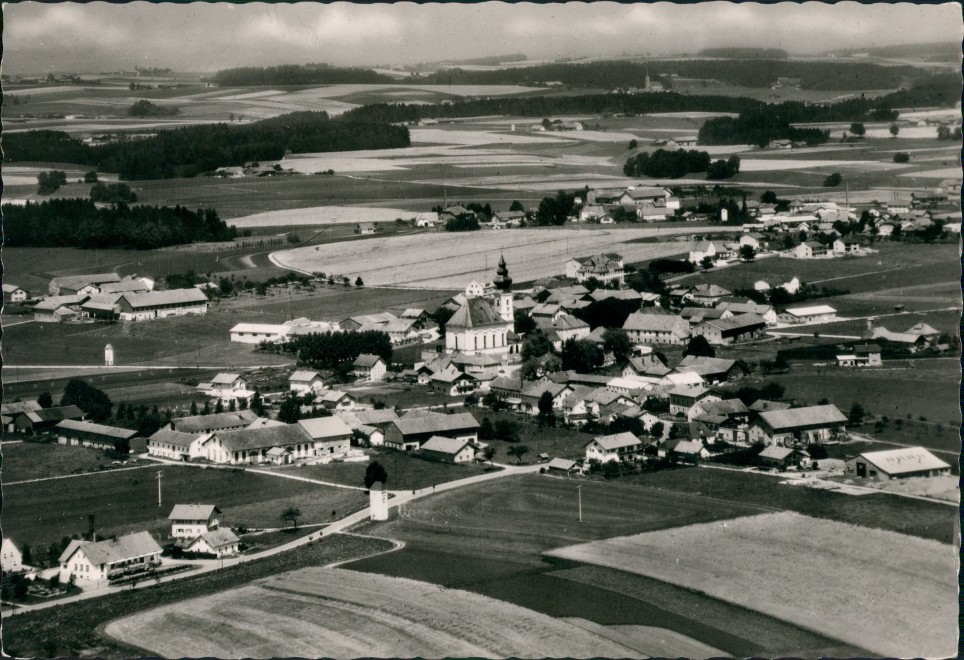 Kirchweidach Luftbild Überflug Dorf Kirchweidach Luftaufnahme 1964 Nr Kirchweidach Luftbild Überflug Dorf Kirchweidach Luftaufnahme 1964 Nr