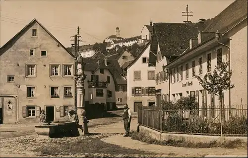 Ansichtskarte Stühlingen Gasthaus, Brunnen - Straße 1930