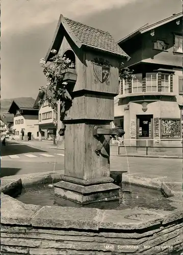 Sonthofen Strassen Partie mit Geschäften am Marktbrunnen, Brunnen 1960