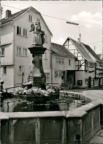 Ansichtskarte Laubach (Hessen) Strassen Partie am Brunnen Engelsbrunnen 1965