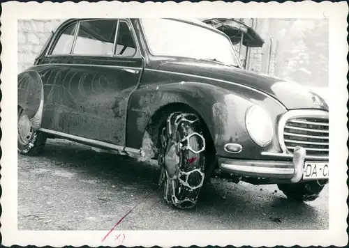 Foto  DKW F93 mit Schneeketten AUDI Auto 1959 Privatfoto