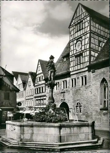 Reutlingen Maximilianbrunnen am Markt im Hintergrund Geschäft 1965