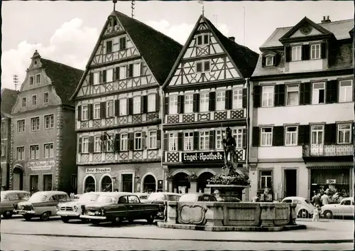 Bad Mergentheim Marktplatz, Engel Apotheke, Geschäfte, div. Auto Modelle 1960