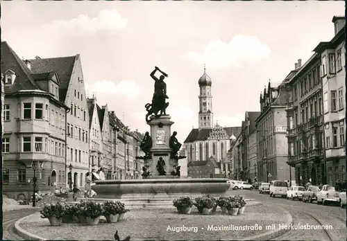 Augsburg Maximilianstrasse mit Herkules-Brunnen, Häuser Partie 1960