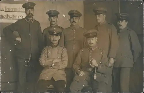 Foto Karlsruhe Feuermelder Soldaten auf der Stube WK1 1916 Privatfoto