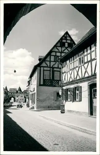Foto Prichsenstadt Straßenpartie - Auto 1952 Privatfoto