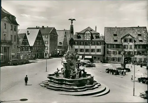 Ansichtskarte Schwabach Marktplatz, Brunnen, Personen, Häuser Partie 1965