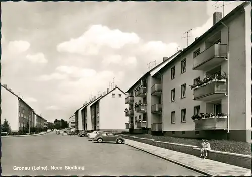 Ansichtskarte Gronau (Leine) Neue Siedlung Straße VW Käfer Beetle 1966