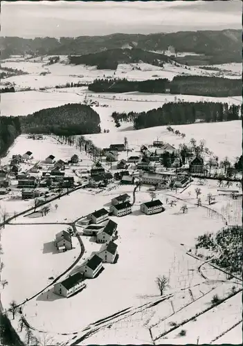 Ansichtskarte Neutrauchburg Luftaufnahme Isny im Winter 1966