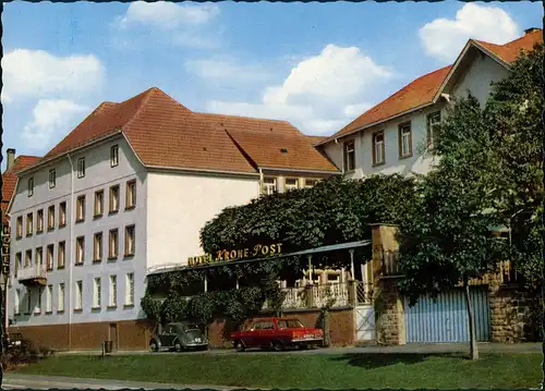 Eberbach Autos VW Käfer Beetle vor Hotel KRONE-POST Bes. W. Jung 1970