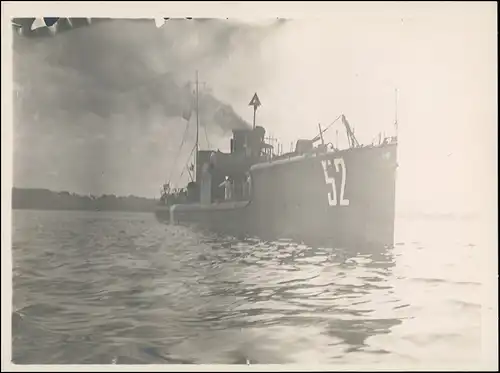 Schiffe/Schifffahrt - Kriegsschiffe (Marine) auf See 1915 Privatfoto
