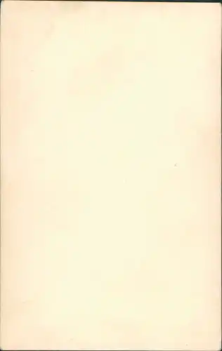 schöne nackte Frau kurze Haare auf Stuhl Nude Erotik Erotika 1929 Privatfoto